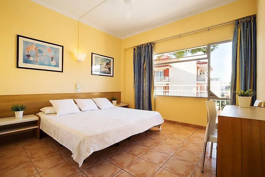 מלון Palmanova Hsr Gil (Adults Only)